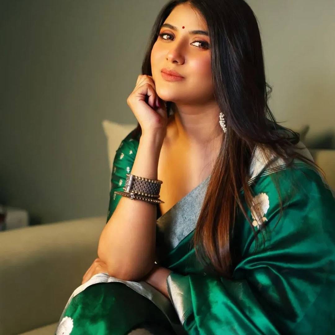 मी माझी चूक सुधारतेय असं ती तृणमूल काँग्रेसमध्ये सहभागी होताना म्हणाली. तिने सहावर्षापूर्वी भाजपमध्ये प्रवेश केला होता. पण तिथे गोष्टी योग्य राहिल्या नाहीत. ती एक चूक होती आणि आता ती चूक सुधारण्याची वेळ आलीय. 