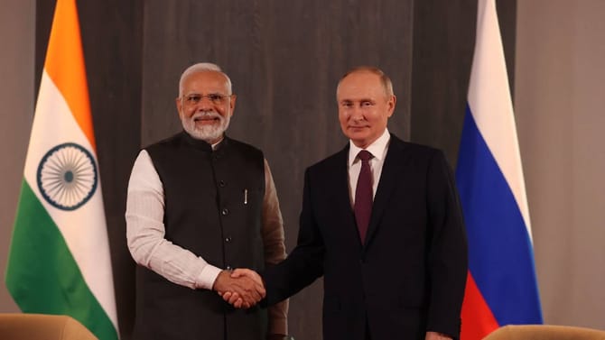 मोदी- पुतिन यांची मैत्री पाहून पाकिस्तानचा जळफळाट, आम्ही शिट्ट्या..