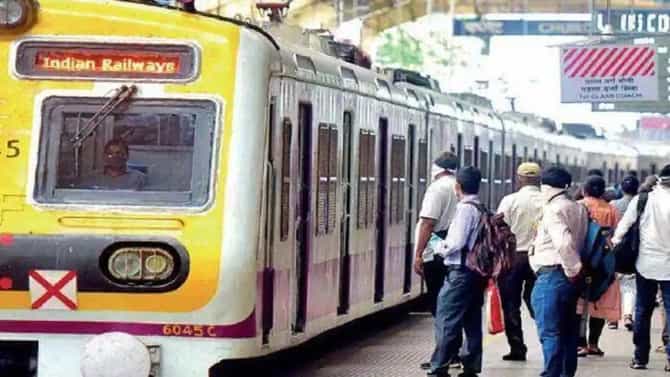 मध्य रेल्वेवर मोठा तांत्रिक बिघाड, लोकल पुन्हा विस्कळीत, कामावर जाणाऱ्यांची तारांबळ