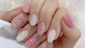 घरच्या घरी नेल एक्सटेंशन लावल्यानंतर कशी काळजी घ्यावी? जाणून घ्या.