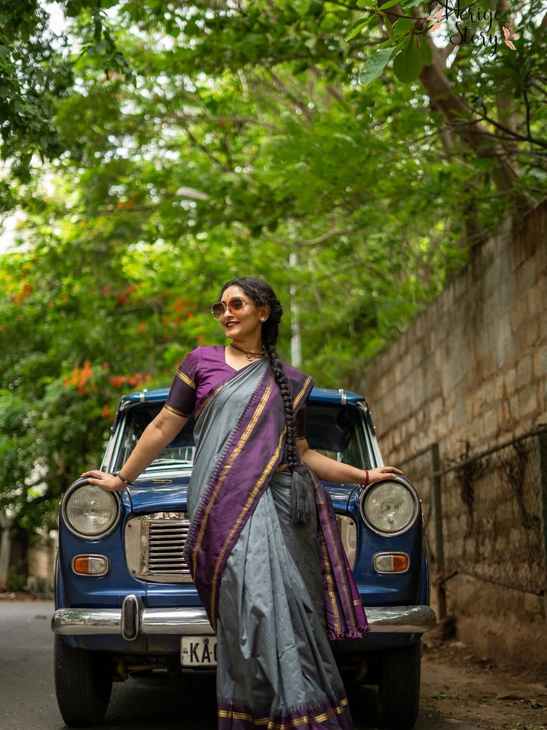 हा व्यवसाय सुरू करण्यासाठी त्यांच्याकडे कोणताही अनुभव नव्हता. विशेष म्हणजे फारसे भांडवलदेखील नव्हते. त्यांनी या व्यवसायात अगोदर तीन लाख रुपये लावले. आज ते महिन्याला एक कोटी रुपयांची उलाढाल करतात. 