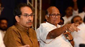 ठाकरे गट-शरद पवारांच्या राष्ट्रवादीत खळबळ, अनेकांचा शिवसेनेत प्रवेश.