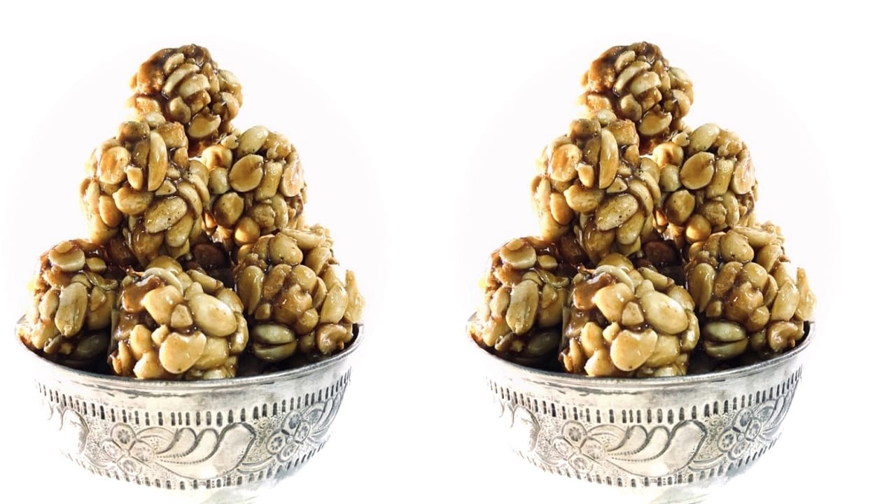 एक गोष्ट कायम लक्षात ठेवा. पाक जास्त झाल्यास लाडू कडक होतात; खूप कमी झाल्यास मऊ पडतात. शेंगदाण्यांच्या जागी तीळ किंवा दोन्ही मिसळूनही लाडू तयार करता येतात.