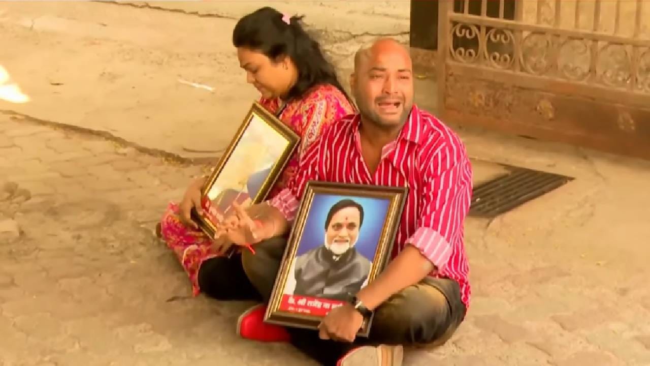 स्थानिक स्वराज्य संस्थांच्या निवडणुकीसाठी उमेदवारी अर्ज भरण्याकरिता 29 आणि 30 डिसेंबर असे दोनच दिवस शिल्लक आहेत. मुंबई महापालिकेचे सर्वाधिक 227 प्रभाग आहेत. तर उमेदवारीच्या मागणीसाठी इच्छुक उमेदवारांकडून मातोश्रीबाहेर आंदोलन करण्यात आलं. 
