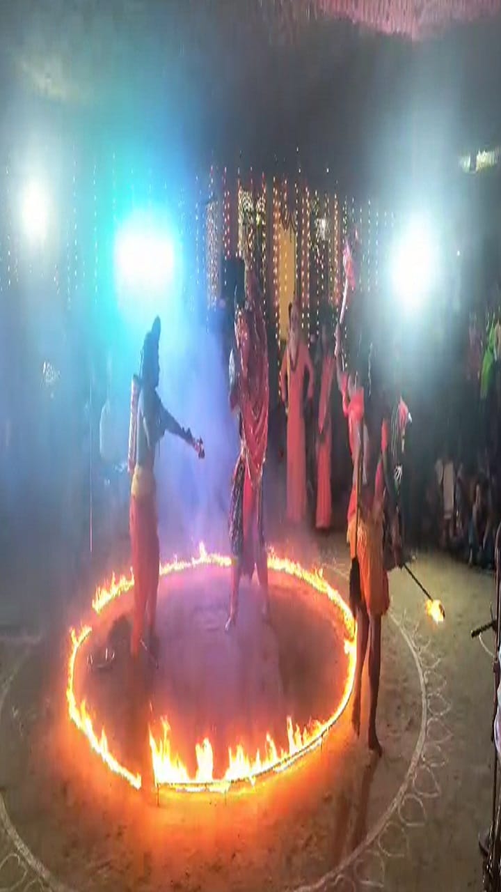 राम रावण युद्धाची अनोखी स्पर्धा...  व्हिडीओ पाहून म्हणाल...