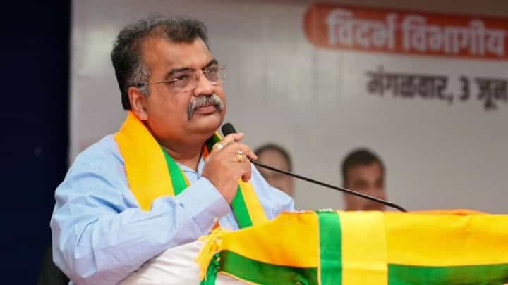 कल्याण-डोंबिवलीत जागावाटपावरून महायुतीत तणाव; तातडीची बैठक कल्याण-डोंबिवलीत जागावाटपावरून महायुतीत तणाव; तातडीची बैठक