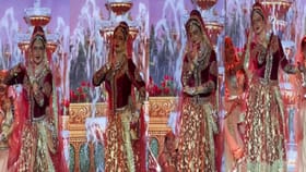 65 वर्ष जुन्या गाण्यावर रेखा यांचा डान्स, चाहत्यांच्या खिळल्या नजरा.