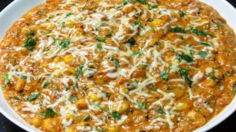 जेवणाची क्वांटिटी कमी असल्याने तेथील शेफ प्रत्येक खाद्यपदार्थ तन्मयतेने, मन लावून तयार करतो. जेवणाच्या गुणवत्तेत कोणतीही तडजोड होऊ नये म्हणूनही मोजकेच जेवण तयार केल जाते आणि तेच अन्नपदार्थ पुढे ग्राहकांना खायला दिले जातात.