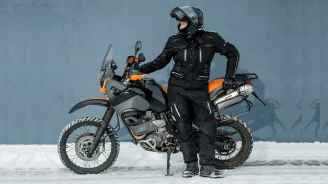 हिवाळ्यात बाईक चालवताना जर तुम्ही ही खबरदारी घेतली नाही तर पडाल आजारी, जाणून घ्या