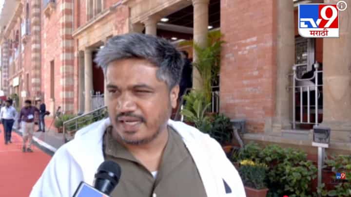 Rohit Pawar : त्यांचं लव्ह अँड हेट रिलेशनशिप अन् BMC निवडणुकीनंतर... महायुतीच्या भविष्यावर रोहित पवार यांचं मोठं वक्तव्य Rohit Pawar : त्यांचं लव्ह अँड हेट रिलेशनशिप अन् BMC निवडणुकीनंतर... महायुतीच्या भविष्यावर रोहित पवार यांचं मोठं वक्तव्य