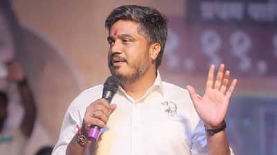 Rohit Pawar : भाजपनं सावकार, मटका खेळणाऱ्याला अन् गुंडाच्या घरात…, जामखेडमधील दहशतीवरुन रोहित पवार यांचा मोठा आरोप