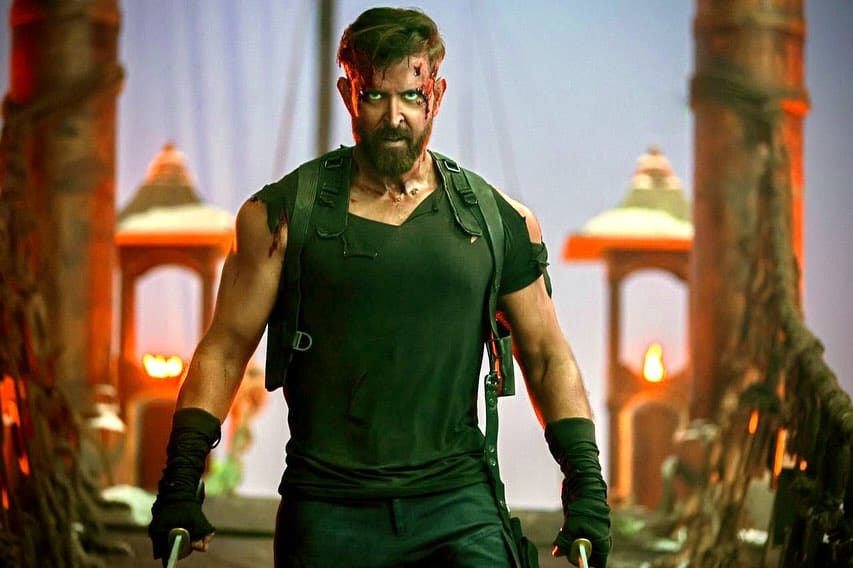 "मी धुरंधर चित्रपटात दाखवण्यात आलेल्या पॉलिटिक्सशी सहमत नाही. नागरिक या नात्याने आपण फिल्ममेकर्सनी काय जबाबदारी उचलली पाहिजे, यावर मी वादविवाद करु शकतो" असं हृतिक रोशनने त्याच्या पोस्टमध्ये म्हटलं होतं.