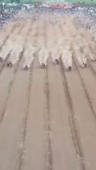 पुसेगावात रंगला बैलगाडा शर्यतीचा थरार!