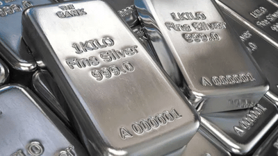 चांदीचा भाव पोहोचणार थेट 250000 रुपयांवर? तज्ज्ञांच्या अंदाजाने सगळेच थक्क; भविष्यात काय होणार?