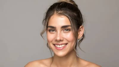 नवीन वर्षाच्या सुरुवातीला करा हे 5 सौंदर्य संकल्प, वर्षभर तुमची त्वचा राहील चमकदार