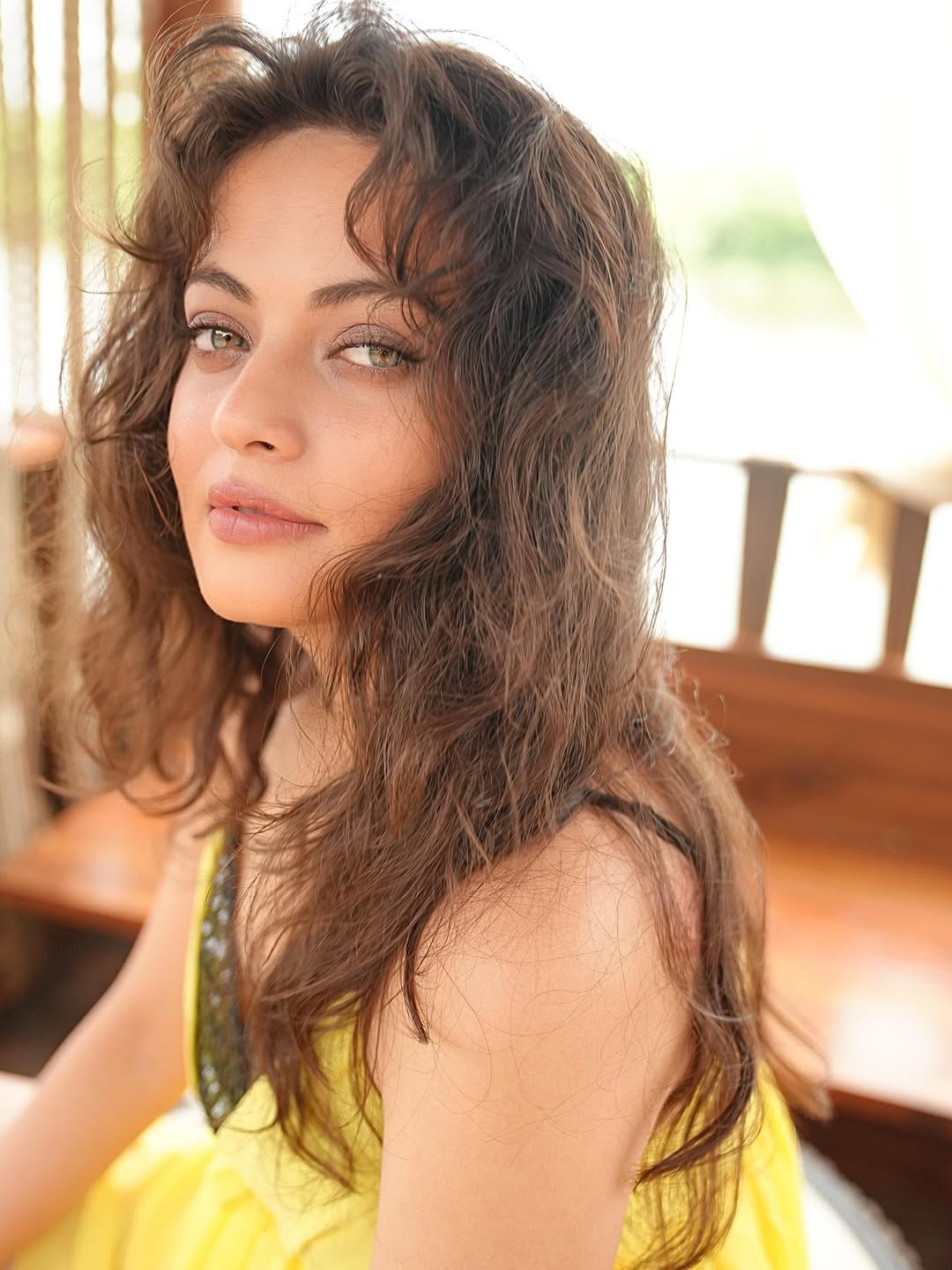 आता गंभीर आजारामुळे स्नेहा हिला अभिनय विश्वाचा निरोप घ्यावा लागला. अभिनेत्री म्हणाली होती, ‘मला ‘ऑटोइम्यून डिसऑर्डर’ हा गंभीर आजार झाला होता. हा रक्ताशी संबंधित आजार आहे, जिथे माझी रोगप्रतिकारक शक्ती मला अस्वस्थ ठेवायला लगाली होती.’