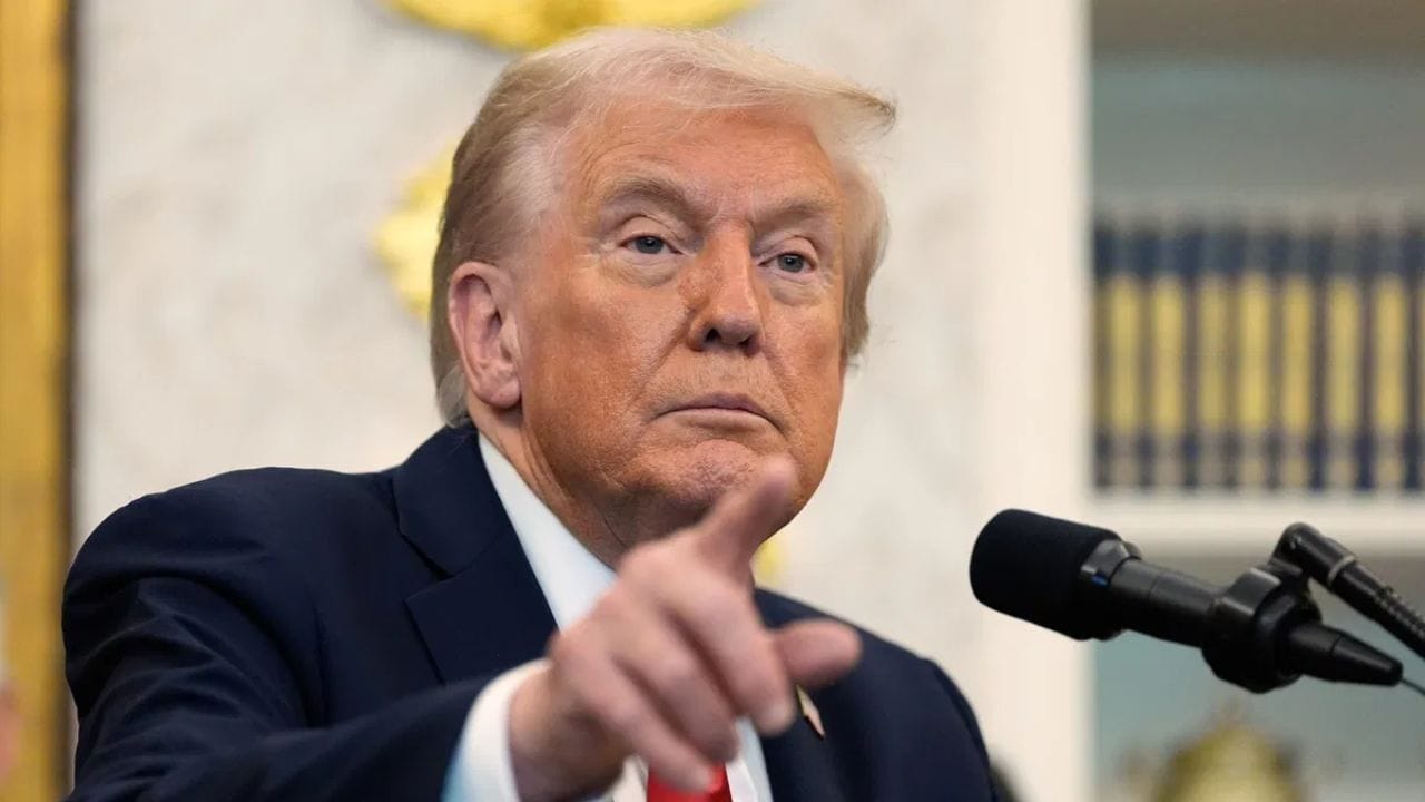 American Tariff : अमेरिकेतून भारतासाठी सर्वात मोठी गुडन्यूज, टॅरिफबाबत मोठी बातमी American Tariff : अमेरिकेतून भारतासाठी सर्वात मोठी गुडन्यूज, टॅरिफबाबत मोठी बातमी