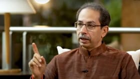 मोठी बातमी! नगर परिषदेच्या निकालानंतर उद्धव ठाकरेंना पहिला मोठा धक्का.