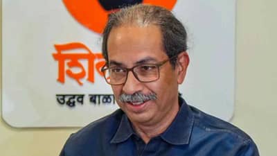 वंदे मातरमवरील चर्चा संघाचे कपडे फाडण्यासाठी?; उद्धव ठाकरे यांच्या विधानाने खळबळ