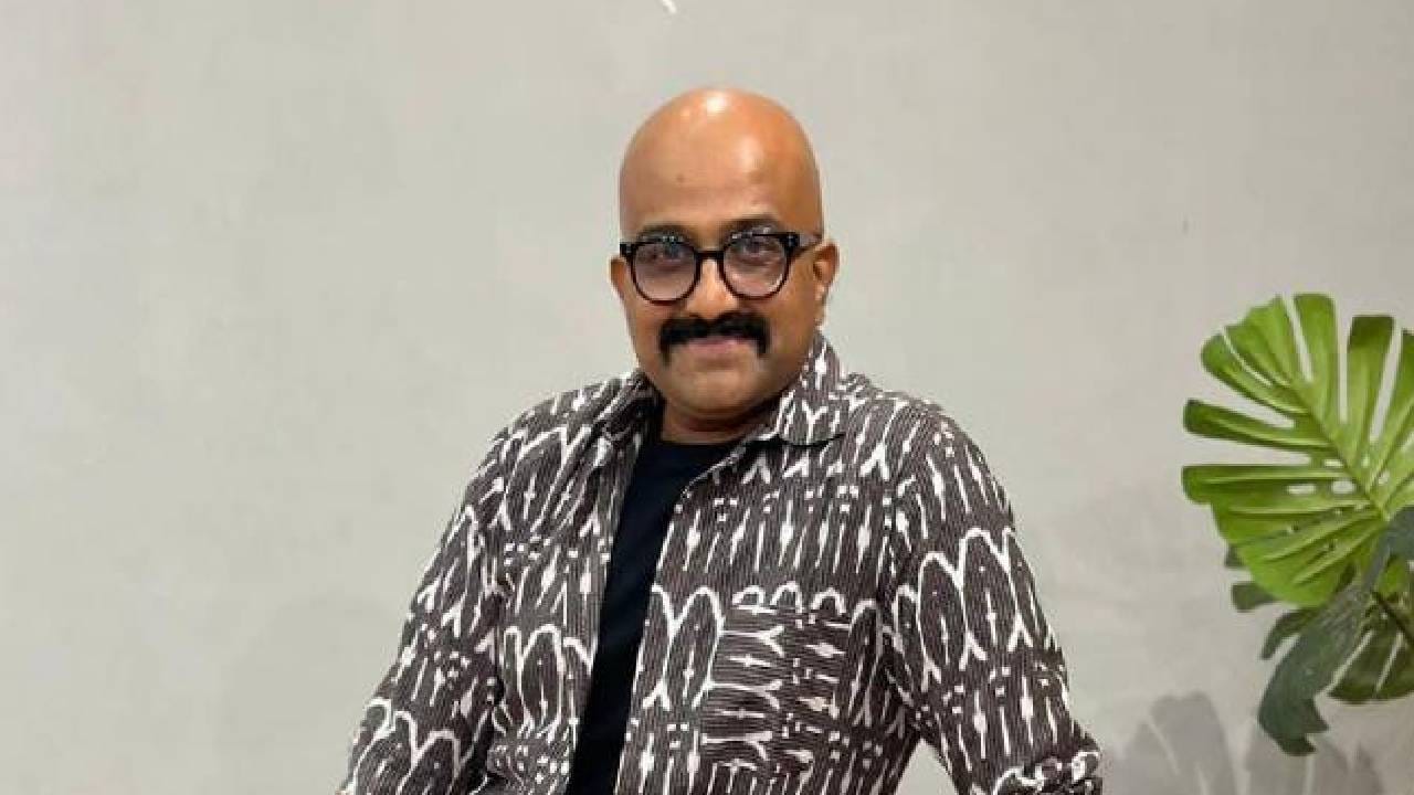 स्टार प्रवाह वाहिनीवरील 'वचन दिले तू मला' मालिकेत ते वरिष्ठ पोलीस निरीक्षक जगन्नाथ गुडपल्लीवार या भूमिकेत दिसणार आहेत. वैभव मांगले मुळचे कोकणातले त्यामुळे कोकणी, मालवणी आणि वऱ्हाडी या तिन्ही बोलीभाषा अगदी सफाईने बोलतात. 
