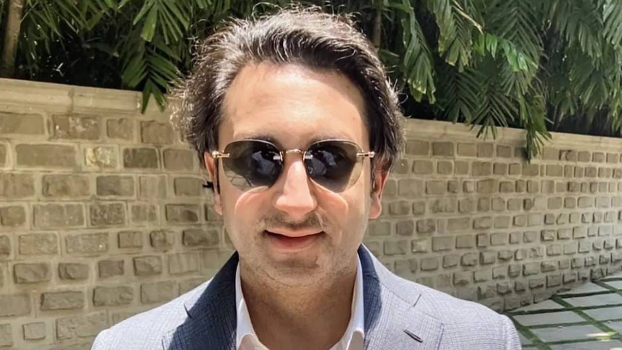 अदार पूनावाला अब्जाधीश असून त्याची संपत्ती 2 लाख कोटींची आहे. अदार पूनावाला सीरम इंस्टीट्यूट ऑफ इंडियाचा सीईओ आहे. (फोटो-इंस्टाग्राम)