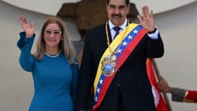 व्हेनेझुएलाच्या अध्यक्षांचे भारतीय कनेक्शन, 'साईबाबांच्या' दर्शनाला....