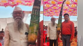 जगाला थक्क करणारे तारपा वादक भिकल्या लडक्या धिंडा पद्मश्रीने सन्मानीत.