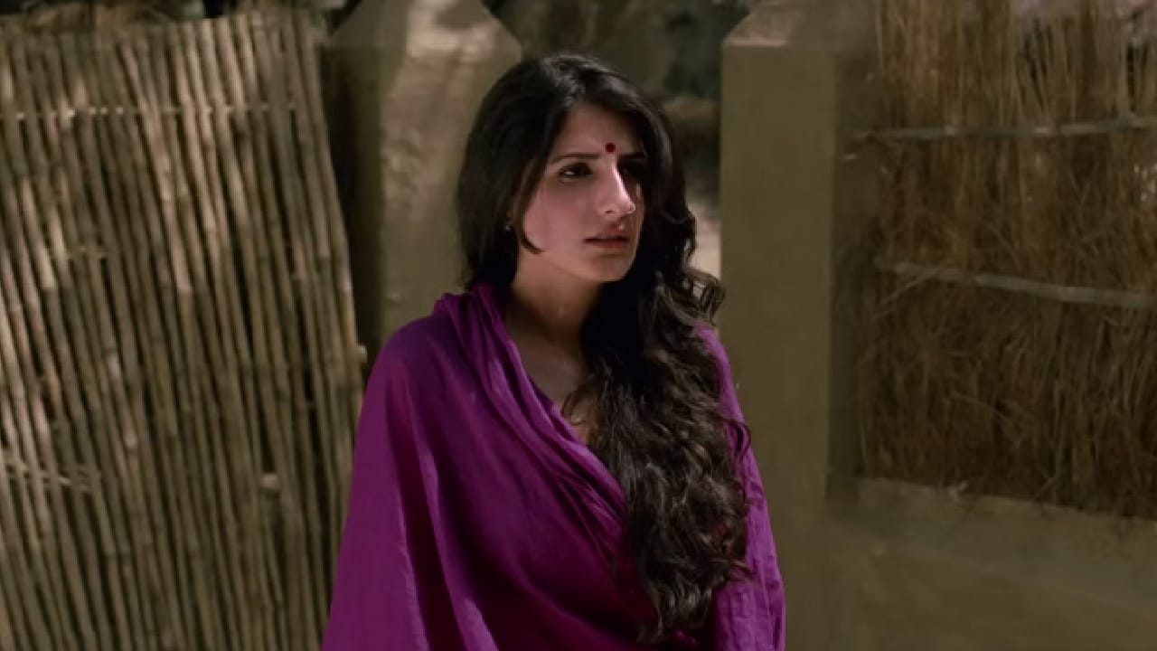 चित्रपटाची कथा 23 वर्षांच्या भौरी नावाच्या तरुणीभोवती फिरते. तिचे लग्न तिच्यापेक्षा जवळपास दुप्पट वयाच्या, आजारी असलेल्या एका 45 वर्षीय पुरुषाशी लावून दिले जाते. भौरी अतिशय सुंदर असल्याने गावातील अनेक पुरुष तिच्याकडे आकर्षित होतात.