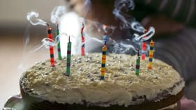 GK : वाढदिवसाला केकवरील मेणबत्त्या का विझवल्या जातात?.