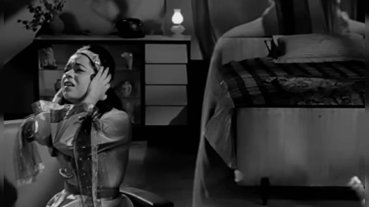 किशोर कुमार यांच्या या जुन्या गाण्याला आज डिजिटल जगात ४९७ मिलियन व्ह्यूज मिळाले आहेत. चित्रपट प्रदर्शित झाल्याच्या ६२ वर्षांनंतरही हे गाणे सोशल मीडियासह यूट्यूबवर व्हायरल झाले आहे, ज्याचे लोक रील्स आणि व्हिडीओंमध्ये रिक्रिएट करताना दिसत आहेत.