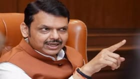 फडणवीस संतापले अन् स्पष्टच म्हणाले, काँग्रेस-MIM सोबत आघाडी कधीही....