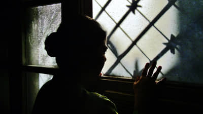 या महिलेच्या प्लॅन पुढे सर्व फेल, बॉयफ्रेंडने लग्न केल्याचा राग, तिने त्याच्या पत्नीचा असा घेतला बदला की पोलिसांनी डोक्याला लावला हात