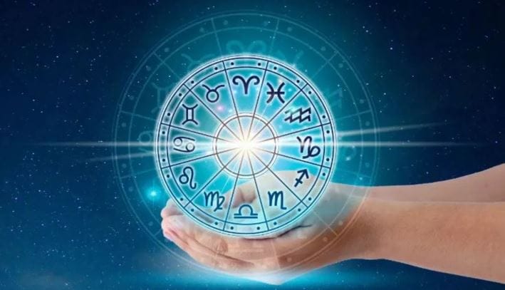 मेष राशीसाठी 11 जानेवारीचा दिवस फारच लाभदायी ठरू शकतो. खूप दिवसांपासून अडकून असलेले काम आज मार्गी लागू शकते. तसेच तुम्हाला एखादी नवी संपत्ती खरेदी करण्याचा योग येऊ शकतो. तसेच एखादी संपत्ती विकावीही लागू शकते. लग्नाशी निगडीत नवे वाद निर्माण होऊ शकतात. त्यामुळे तुम्ही तुमच्या कुटुंबाचा सल्ला ऐकावा