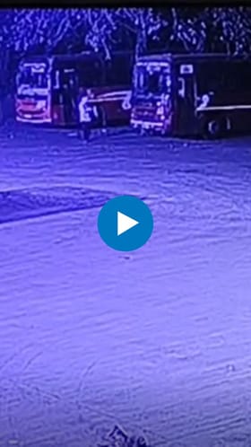 EVM विरोधातून 3 एसटी बसची तोडफोड; घटना CCTV मध्ये कैद.