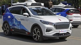 गुगलची Driverless Taxi कोणत्या शहरांमध्ये उपलब्ध? जाणून घ्या