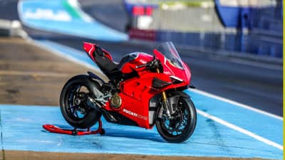 85 लाखांची सुपरबाईक, नवीन Ducati Panigale V4 R भारतात लाँच, फीचर्स जाणून घ्या