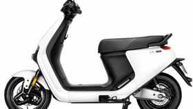 150 किलोमीटरच्या ‘या’ ई-स्कूटरवर 8 लाख लोकांची पसंती, जाणून घ्या.