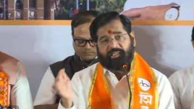 मुंबई महापालिकेच्या 20 हजाराच्या ठेवी गेल्या कुठे? उद्धव ठाकरे यांच्या सवालाला एकनाथ शिंदे यांचं थेट उत्तर; म्हणाले...
