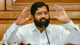 शिवसेना शिंदे गटाला मोठा दणका, कोर्टातून मोठी बातमी , अडचणी वाढल्या.