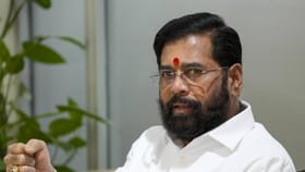 शिंदेंनाही विश्वास बसणार नाही असं घडलं.. ठाण्यात प्रचंड मोठा धक्का!.