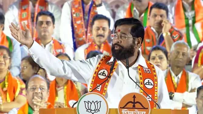20 वर्षापूर्वी महाराष्ट्र छोटा होता का? तेव्हा का एकत्र आला नाही? एकनाथ शिंदे यांचा पहिल्यांदाच राज ठाकरेंवर हल्ला