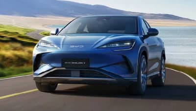 ‘ही’ इलेक्ट्रिक कार 50,000 रुपयांनी महागली, सिंगल चार्जमध्ये 567 किमी धावते