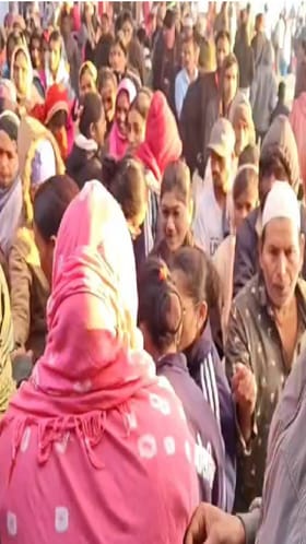 353 वर्षापासूनची जुनी परंपरा, गडचिरोलीत हैदर शाह बाबा उर्स जत्रेला मोठी गर्दी.