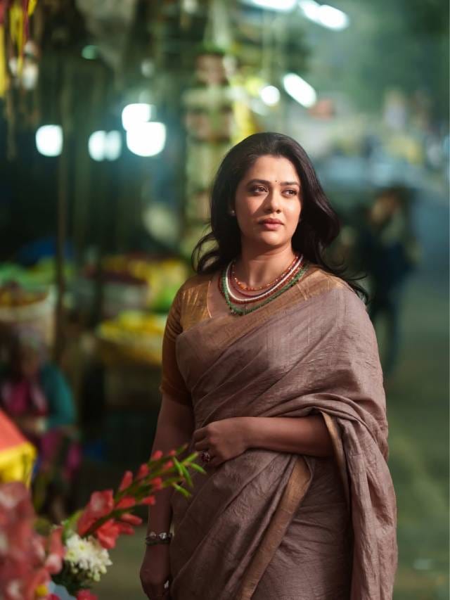 मर्यादेत राहूनही ऑडियन्सला आकर्षित करता येऊ शकतं..; गिरीजा ओकच्या त्या फोटोंवर कमेंट्स