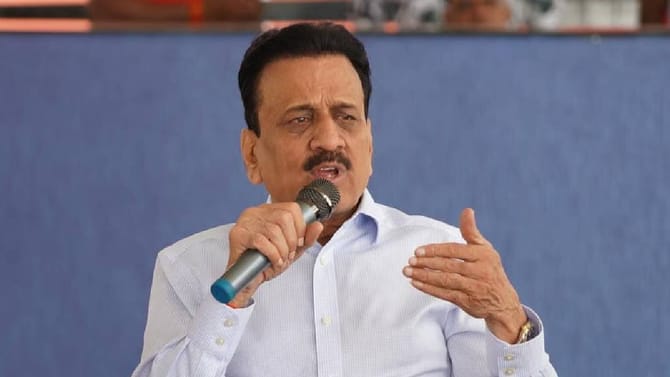 सुनेत्रा पवार यांच्या शपथविधीवर मंत्री गिरीश महाजन यांचे मोठे विधान...