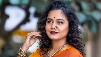 बाई- बुब्स, ब्रावर बोलणाऱ्या हेमांगी कवीच्या नव्या पोस्टने खळबळ; म्हणाली माझ्या वयाला, दिसण्याला...