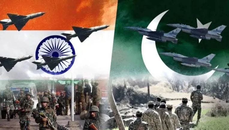 भारताने हल्ले केलाच तर उत्तरादाखल आपण तयार असावे, असा हेतू या कथितपणे शस्त्रास्त्र खरेदीमागे असल्याचे बोलले जात आहे. पाकिस्तानी वायूसेनेची Il-78 ही व रिफ्यूलिंग विमाने चीनमधून जाऊन आल्याचे बोलले जात आहे.