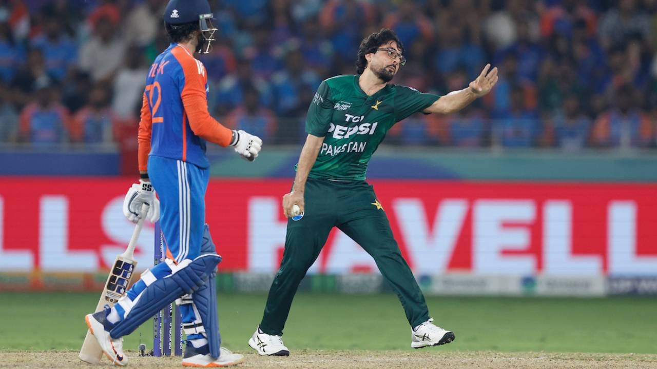 टी20  क्रिकेटच्या इतिहासात सर्वाधिक सलग मालिका जिंकण्याचा विश्वविक्रम पाकिस्तान संघाच्या नावावर आहे. टीम इंडिया आता या विक्रमाची बरोबरी करून नवा इतिहास रचण्याच्या मार्गावर आहे. (Photo- ACC)