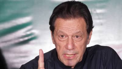 पाकिस्तानचे माजी पंतप्रधान आंधळे होण्याच्या मार्गावर आले, डॉक्टरांनी हात वर केले, जाणून घ्या