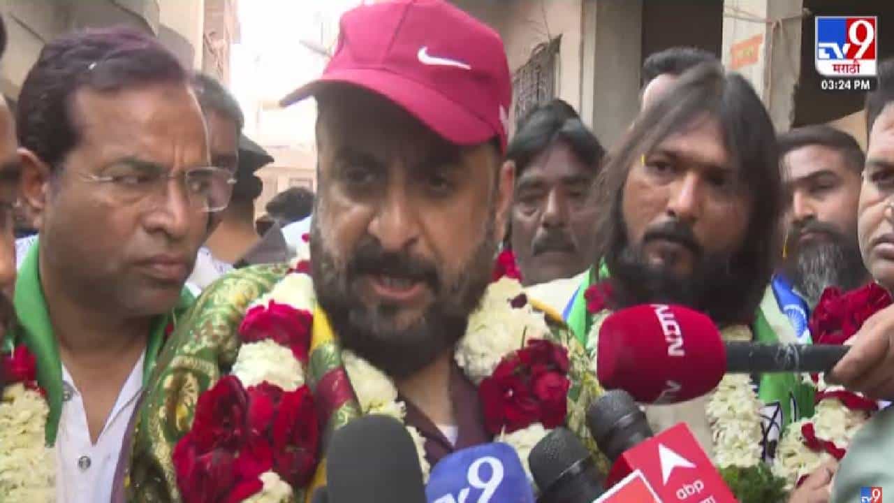 Imtiaz Jaleel : जलील यांच्या कारवरील हल्ल्यामागे नेमकं कोण? दोन बड्या मंत्र्यांची नावं आल्यानं खळबळ Imtiaz Jaleel : जलील यांच्या कारवरील हल्ल्यामागे नेमकं कोण? दोन बड्या मंत्र्यांची नावं आल्यानं खळबळ